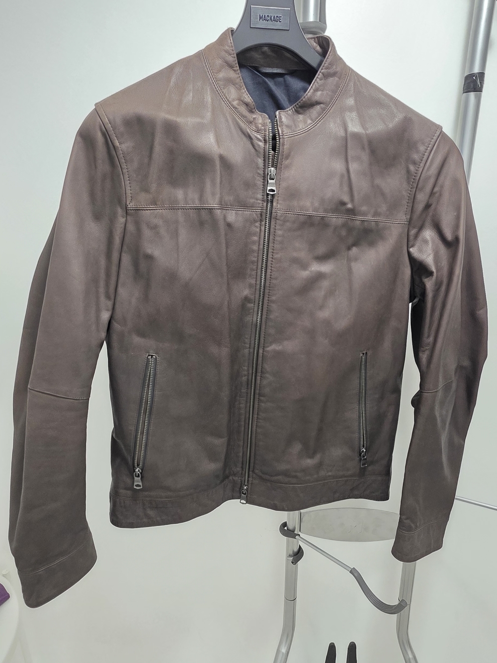 Banana Republic Men's Brown Leather Bomber Jacket
